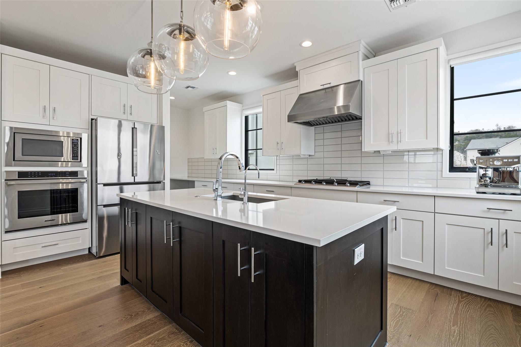 705 Ariana Ct, Austin, TX 78746
