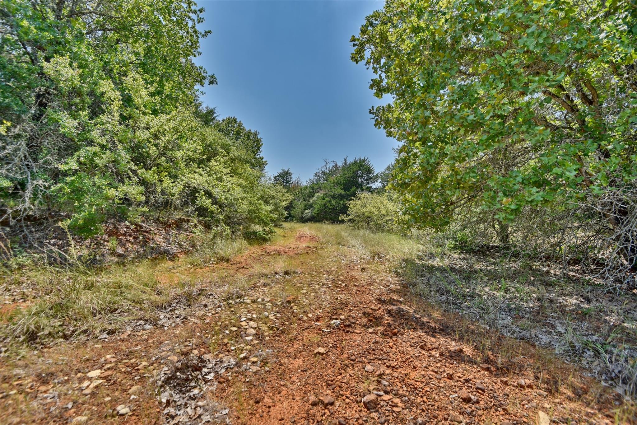 4901 Hudson Hills Dr, Caldwell, TX 77836