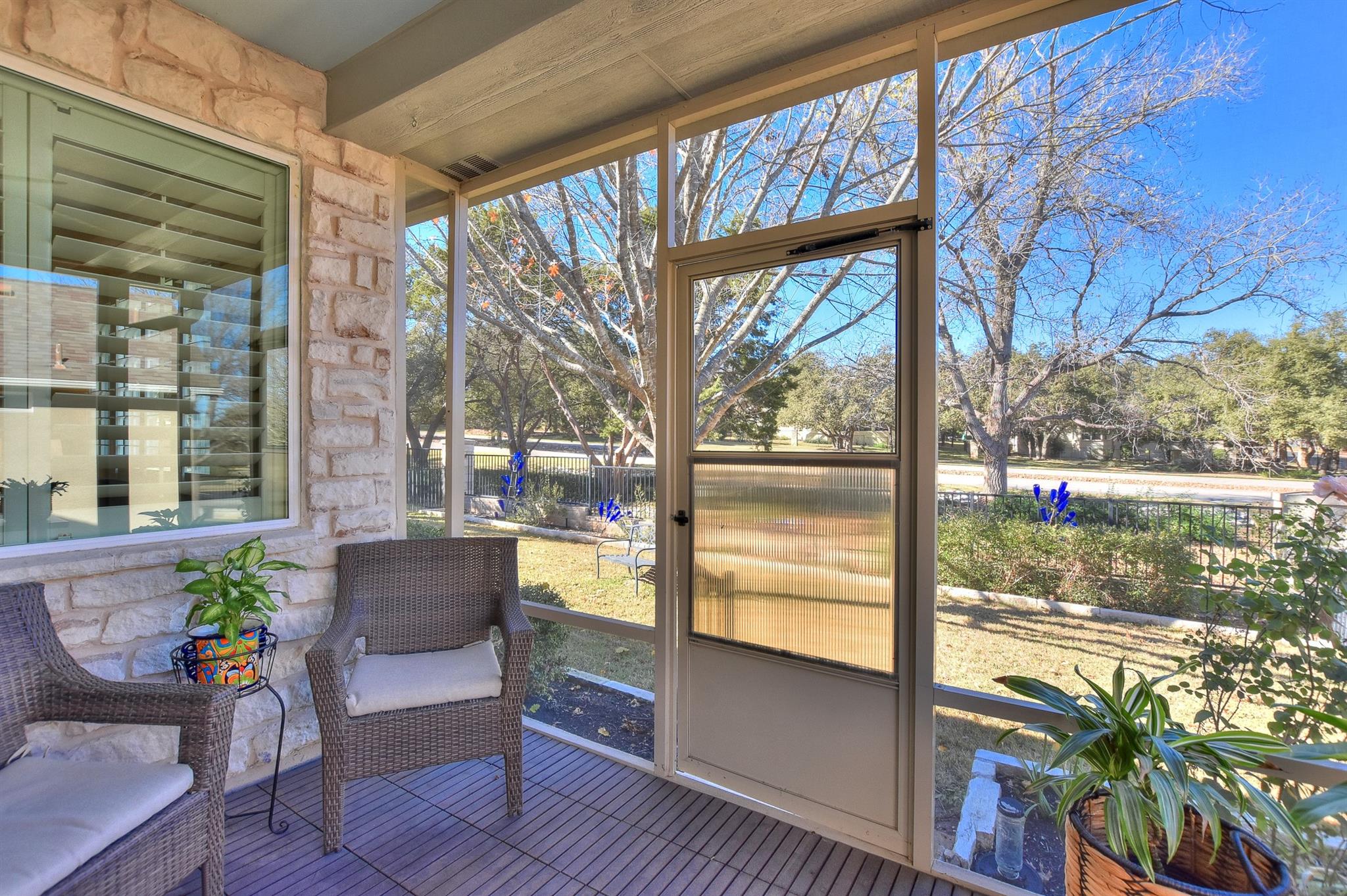 104 Grapevine Ln, Georgetown, TX 78633