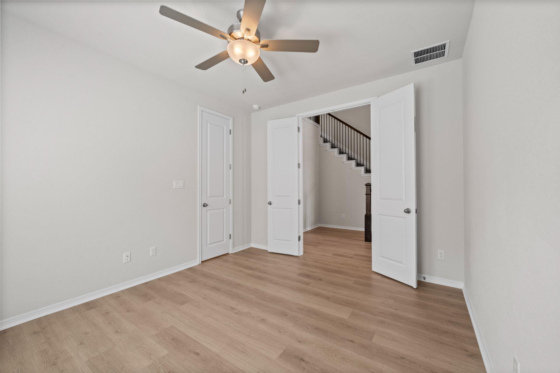 337 Five Mile Creek Way, Kyle, TX 78640