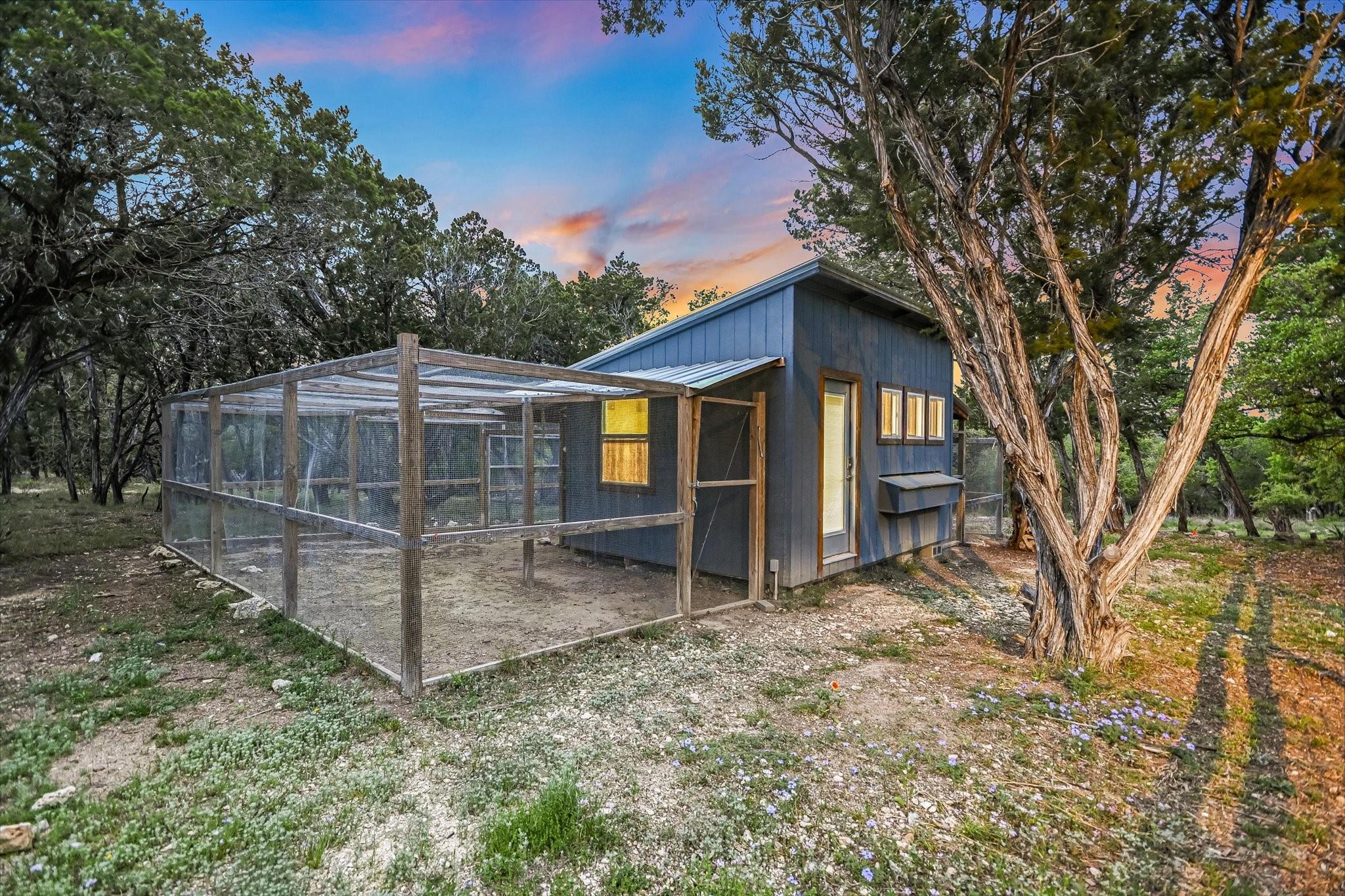18408 Old Burnet Rd, Jonestown, TX 78645