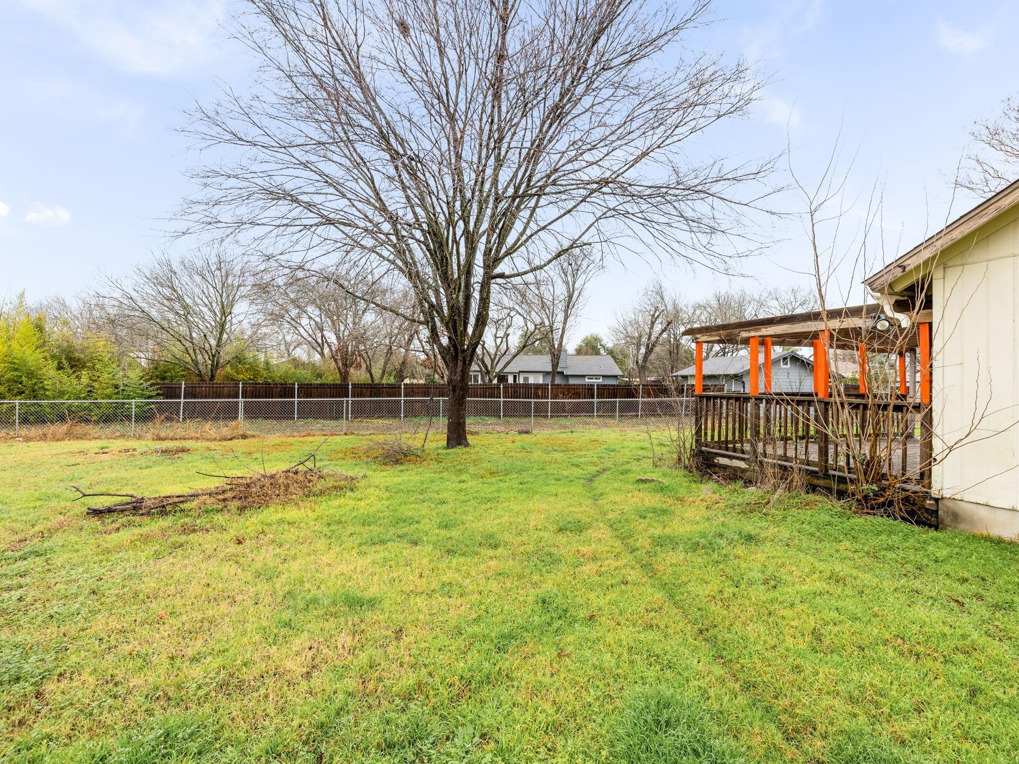 400 El Secreto St, Buda, TX 78610