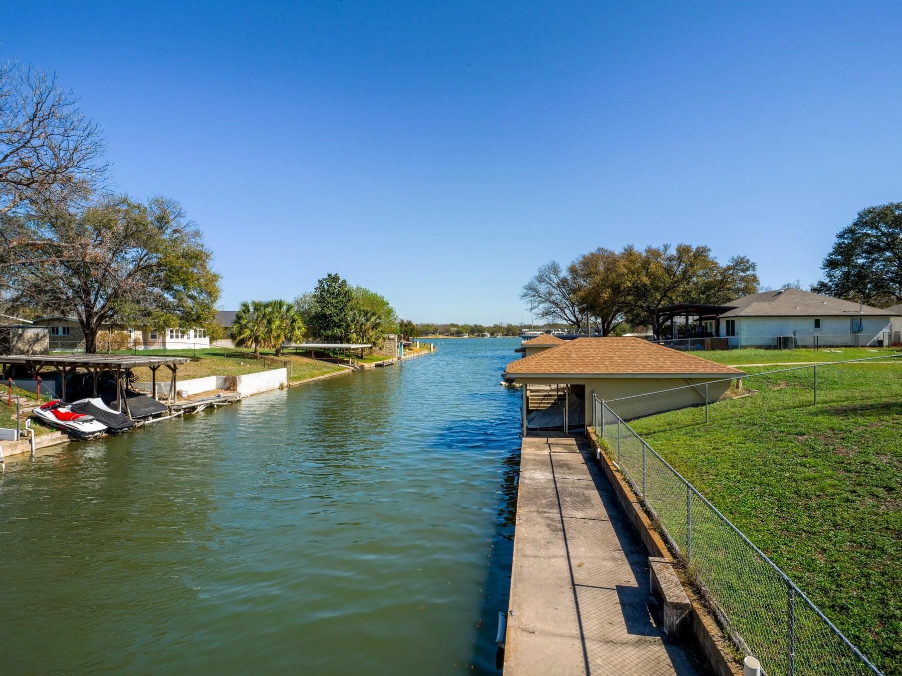 106 Flamingo Cir, Marble Falls, TX 78654