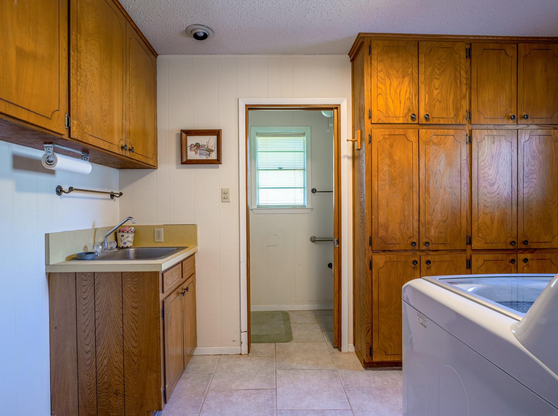 106 Flamingo Cir, Marble Falls, TX 78654