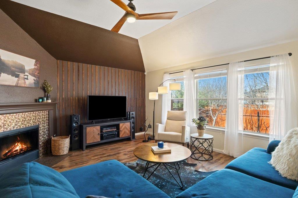 2305 Candle Ridge Trl, Georgetown, TX 78626