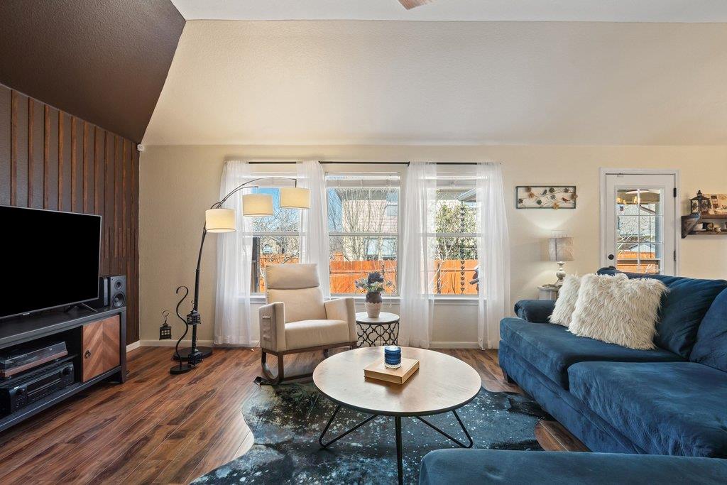 2305 Candle Ridge Trl, Georgetown, TX 78626