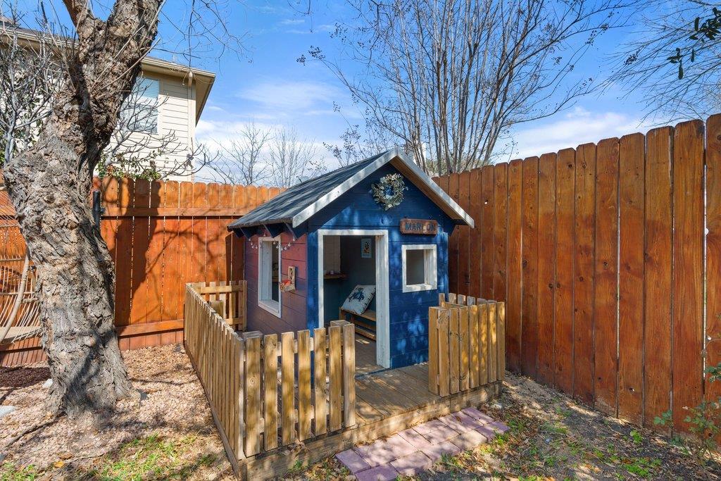 2305 Candle Ridge Trl, Georgetown, TX 78626