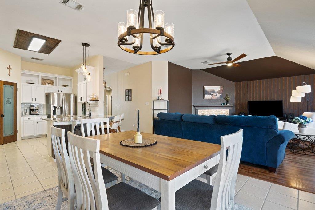 2305 Candle Ridge Trl, Georgetown, TX 78626