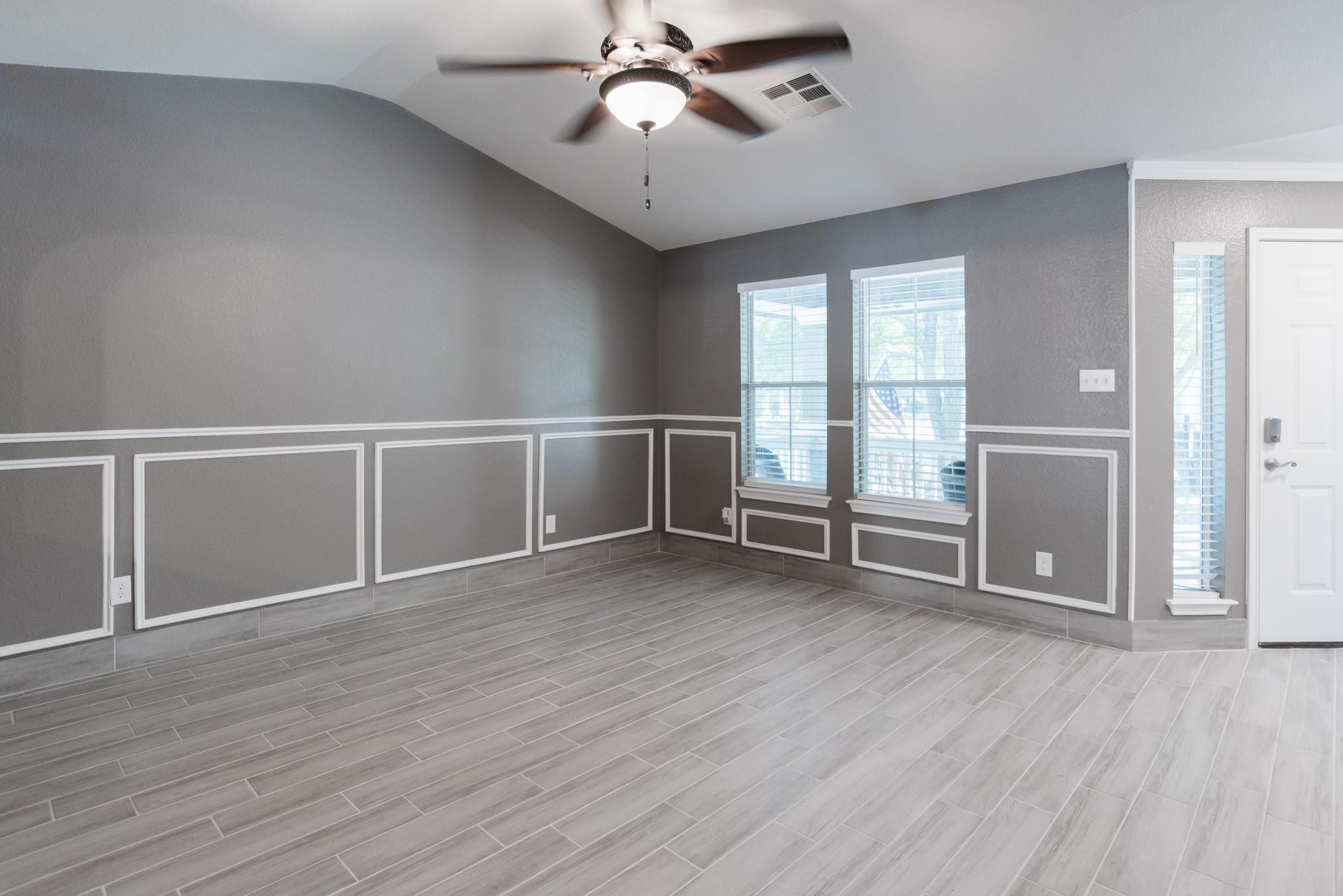 692 Scheel, Kyle, TX 78640