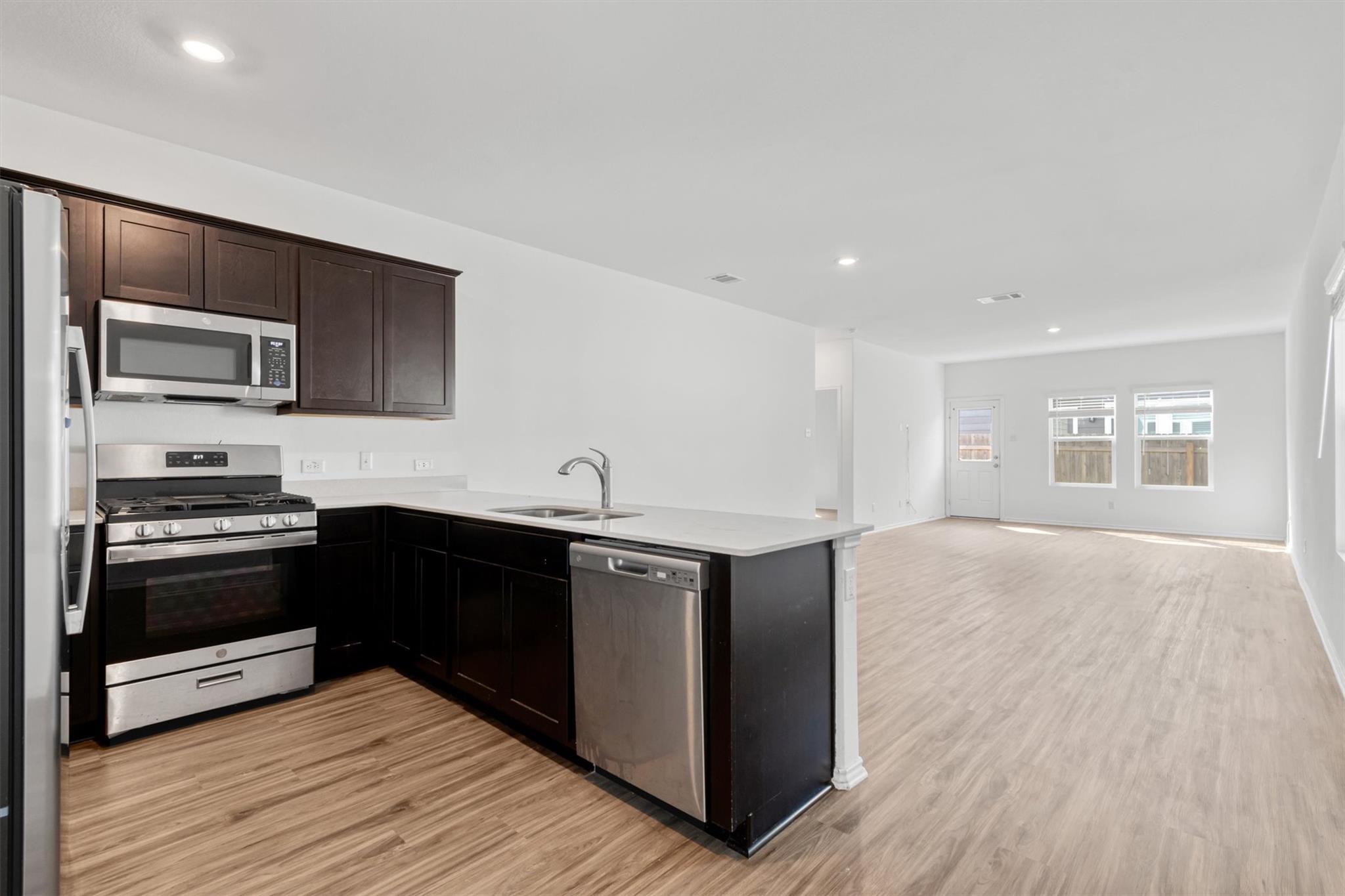 125 Mica Trl, Maxwell, TX 78656