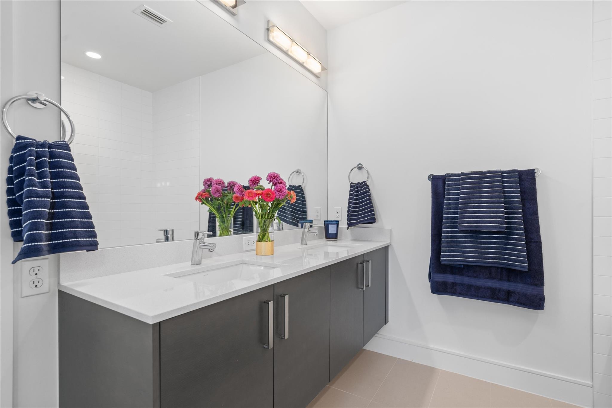 222 West Ave # 2806, Austin, TX 78701