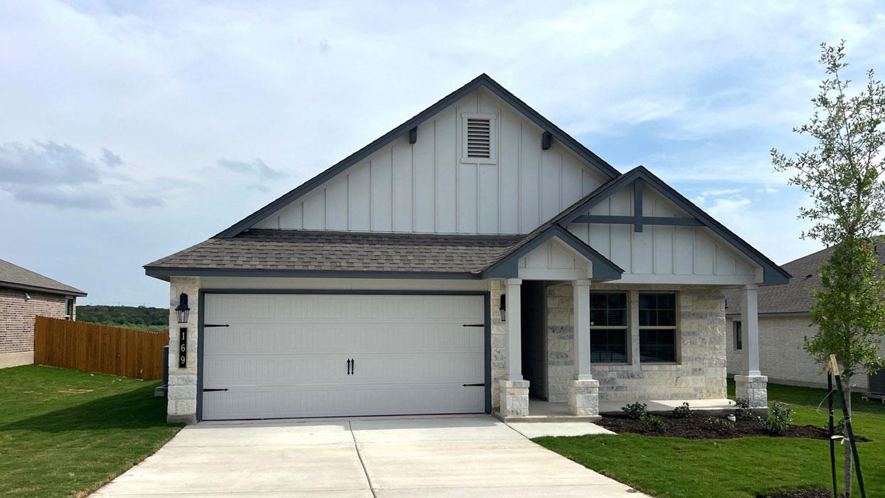 169 Creekfall Rd, Burnet, TX 78611