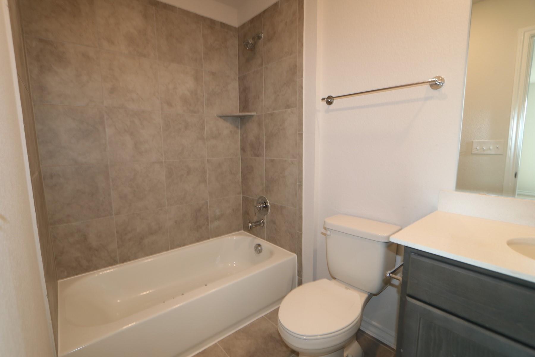 109 Rampart Loop, Liberty Hill, TX 78642