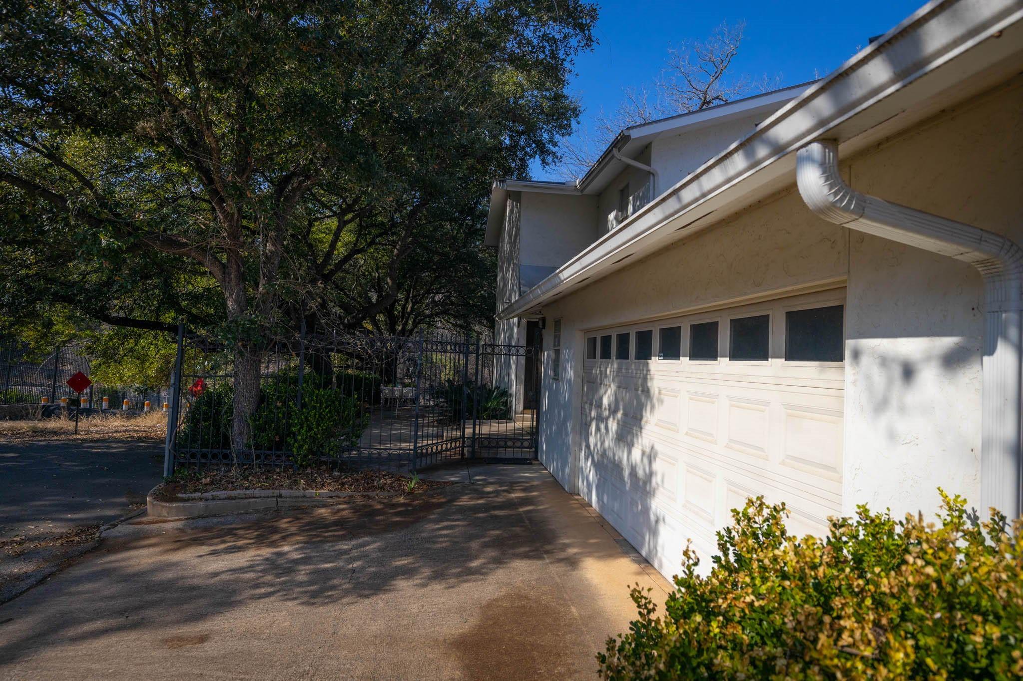 101 E Edgewater Ter, New Braunfels, TX 78130