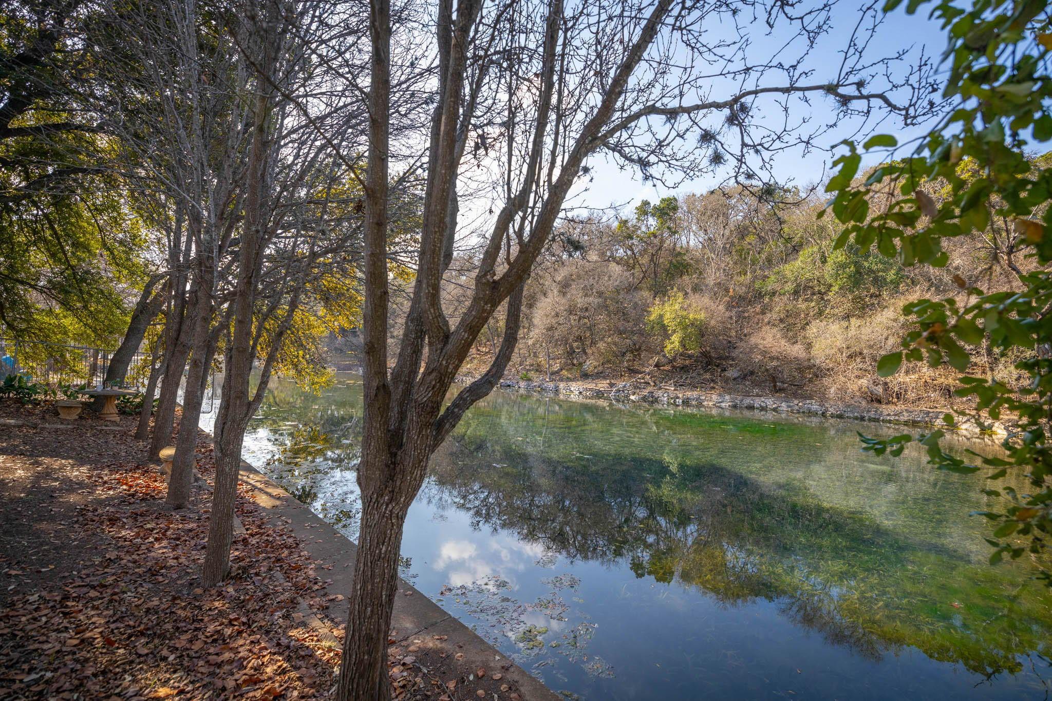 101 E Edgewater Ter, New Braunfels, TX 78130