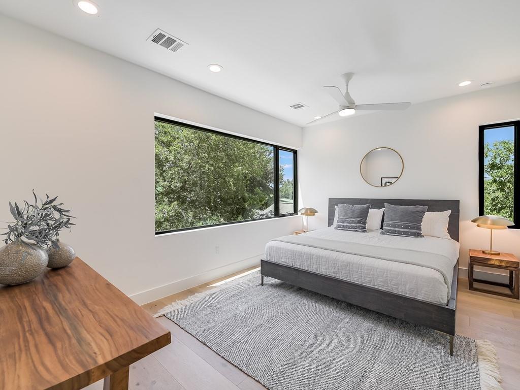 2903 E 14th St # 1, Austin, TX 78702