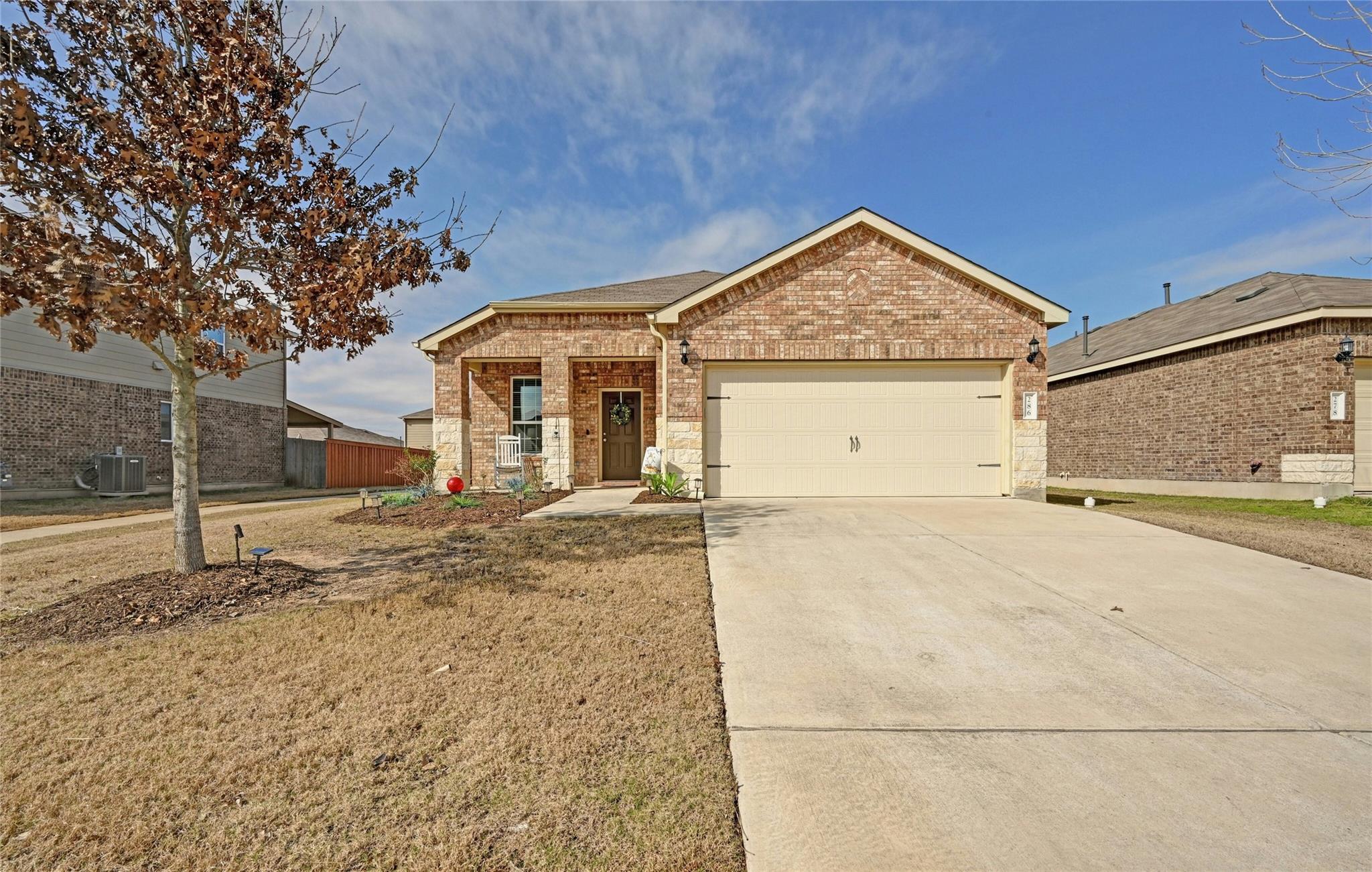 286 Firethorn Dr, Buda, TX 78610