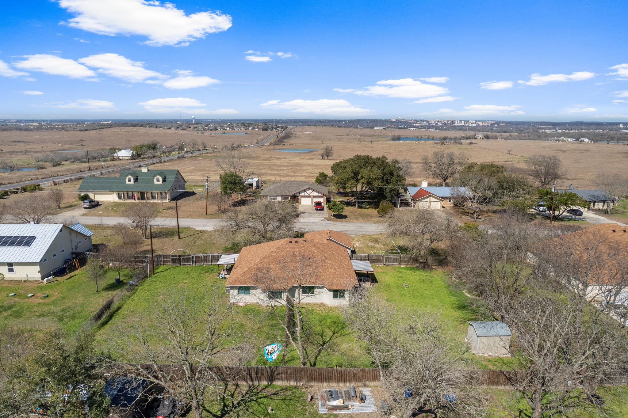 112 River Hills Ave, San Marcos, TX 78666