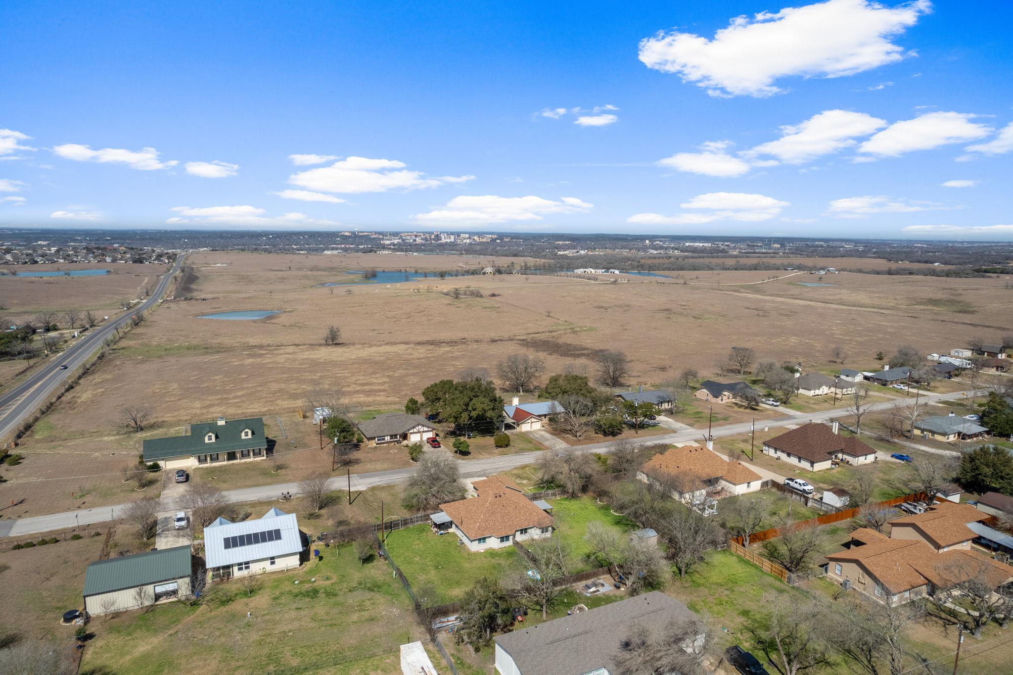 112 River Hills Ave, San Marcos, TX 78666