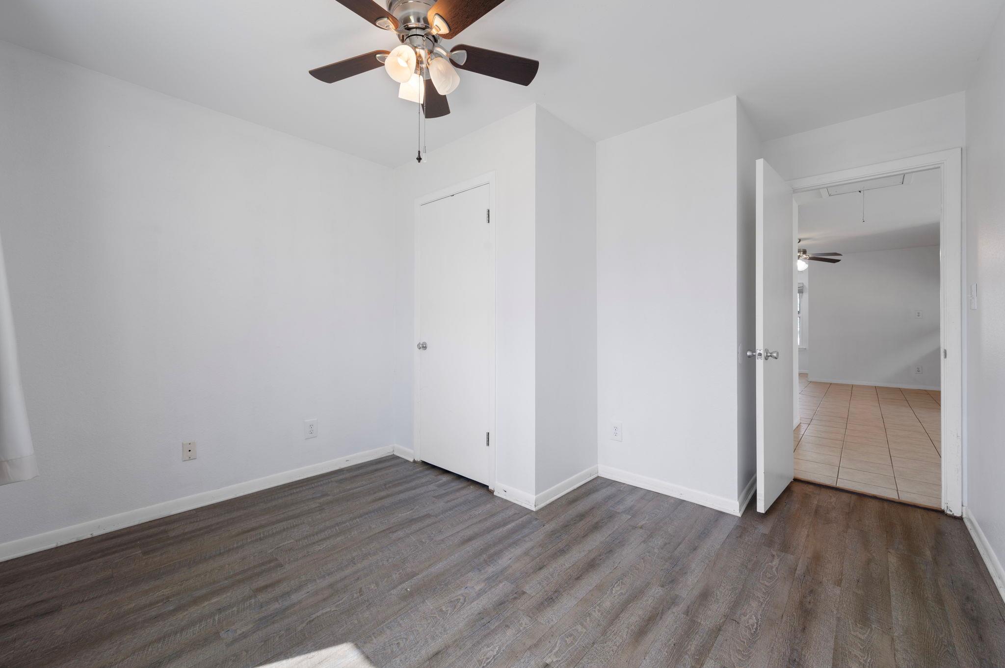 112 River Hills Ave, San Marcos, TX 78666