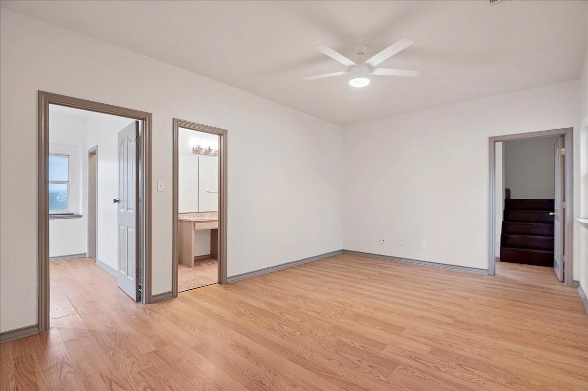 4303 Bob Wire Rd, Spicewood, TX 78669