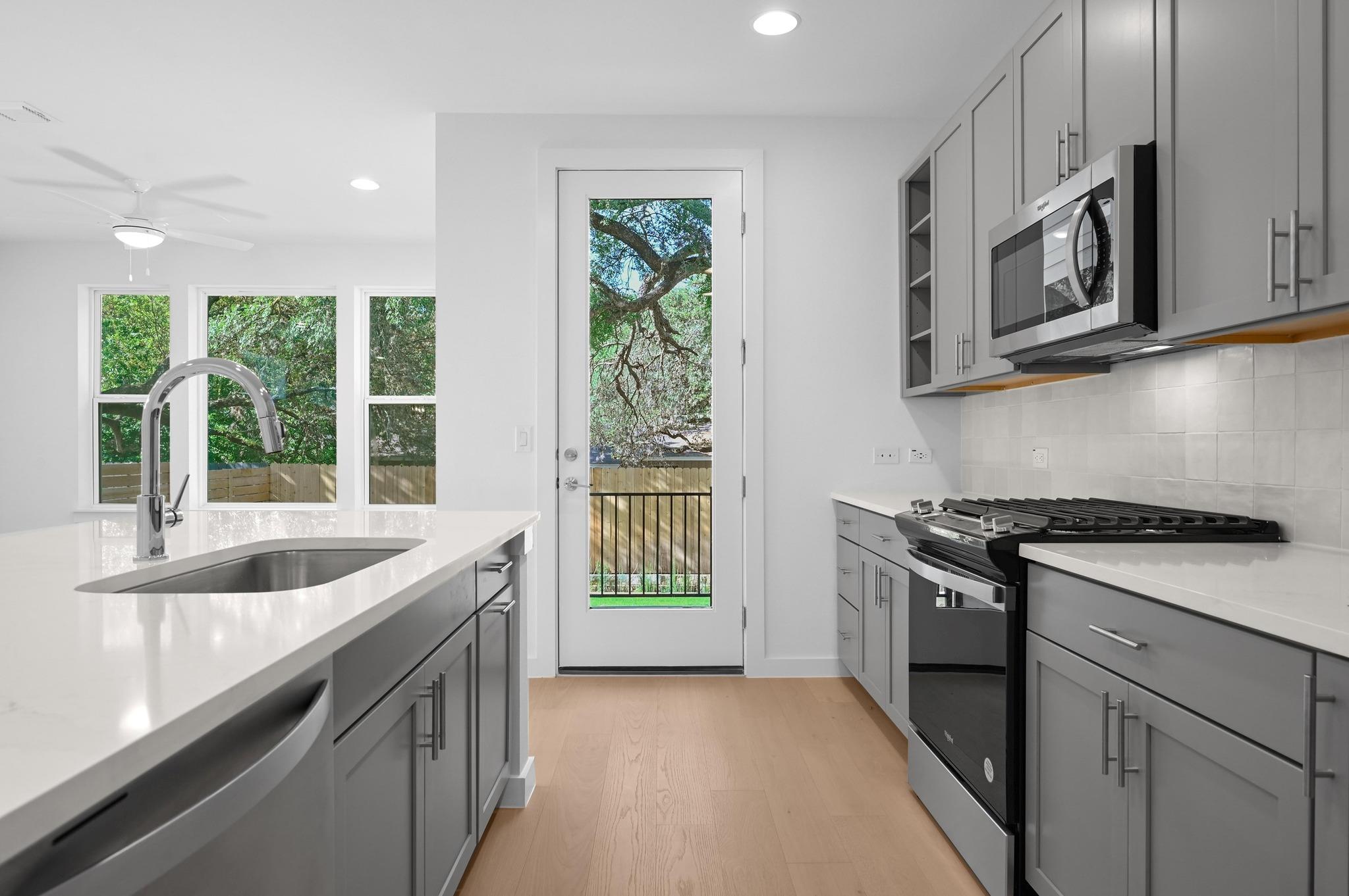 5107 Menchaca Rd # 9, Austin, TX 78745