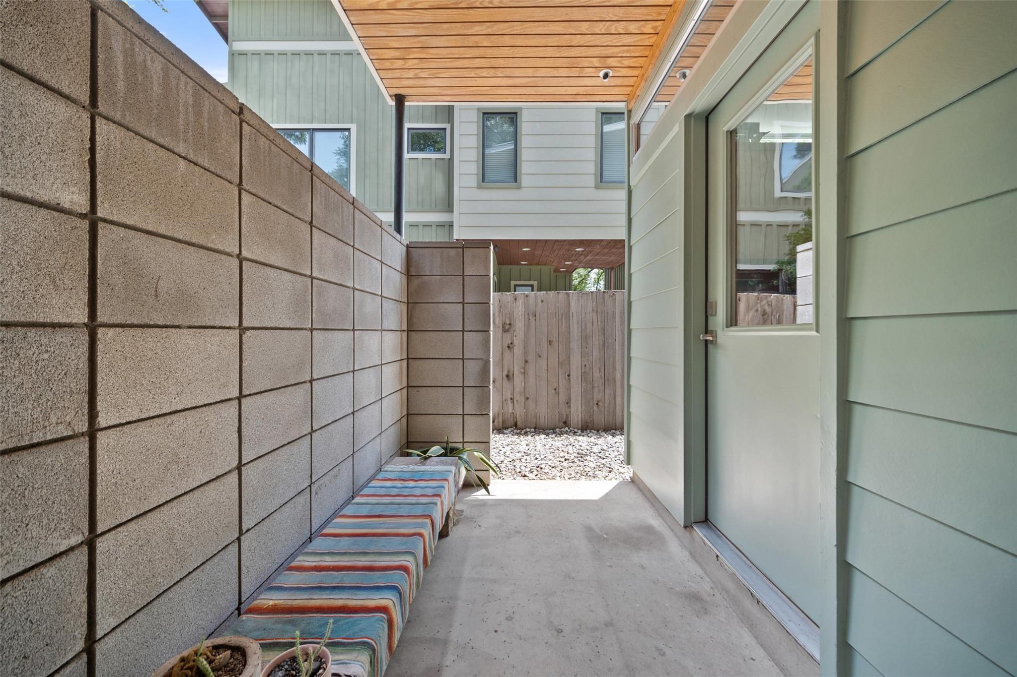 1411 E 2nd St # B2, Austin, TX 78702