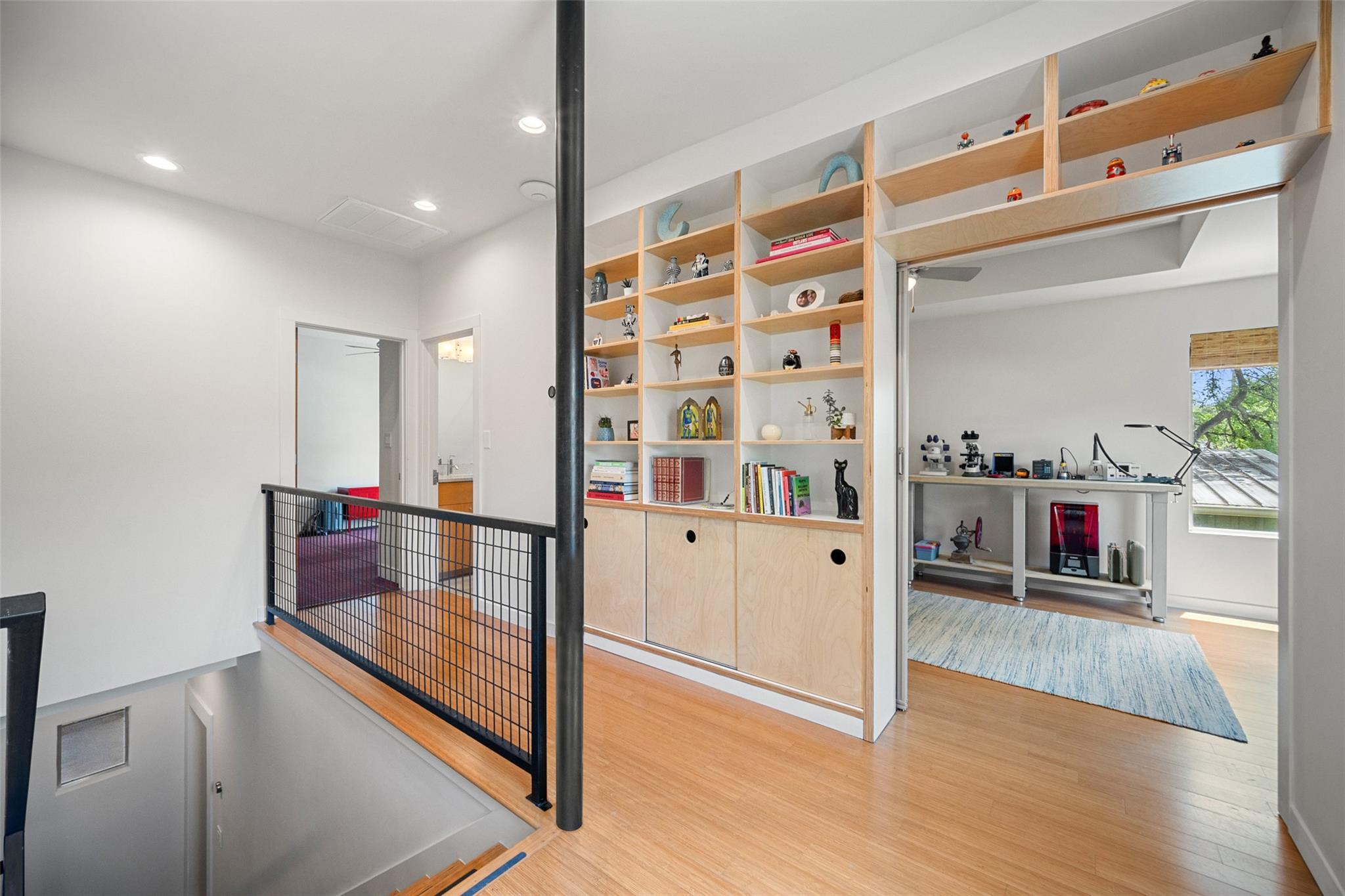 1411 E 2nd St # B2, Austin, TX 78702