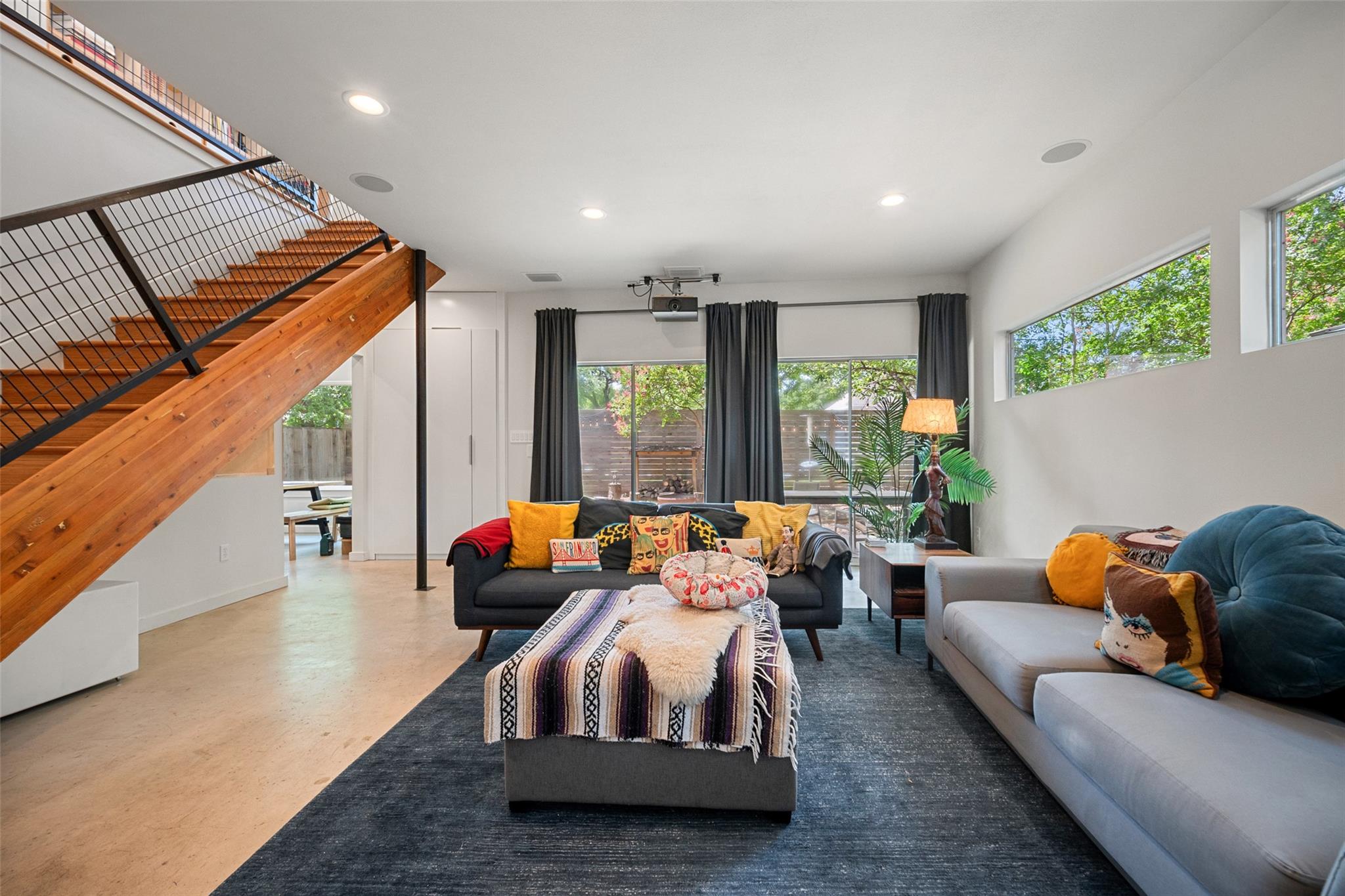 1411 E 2nd St # B2, Austin, TX 78702