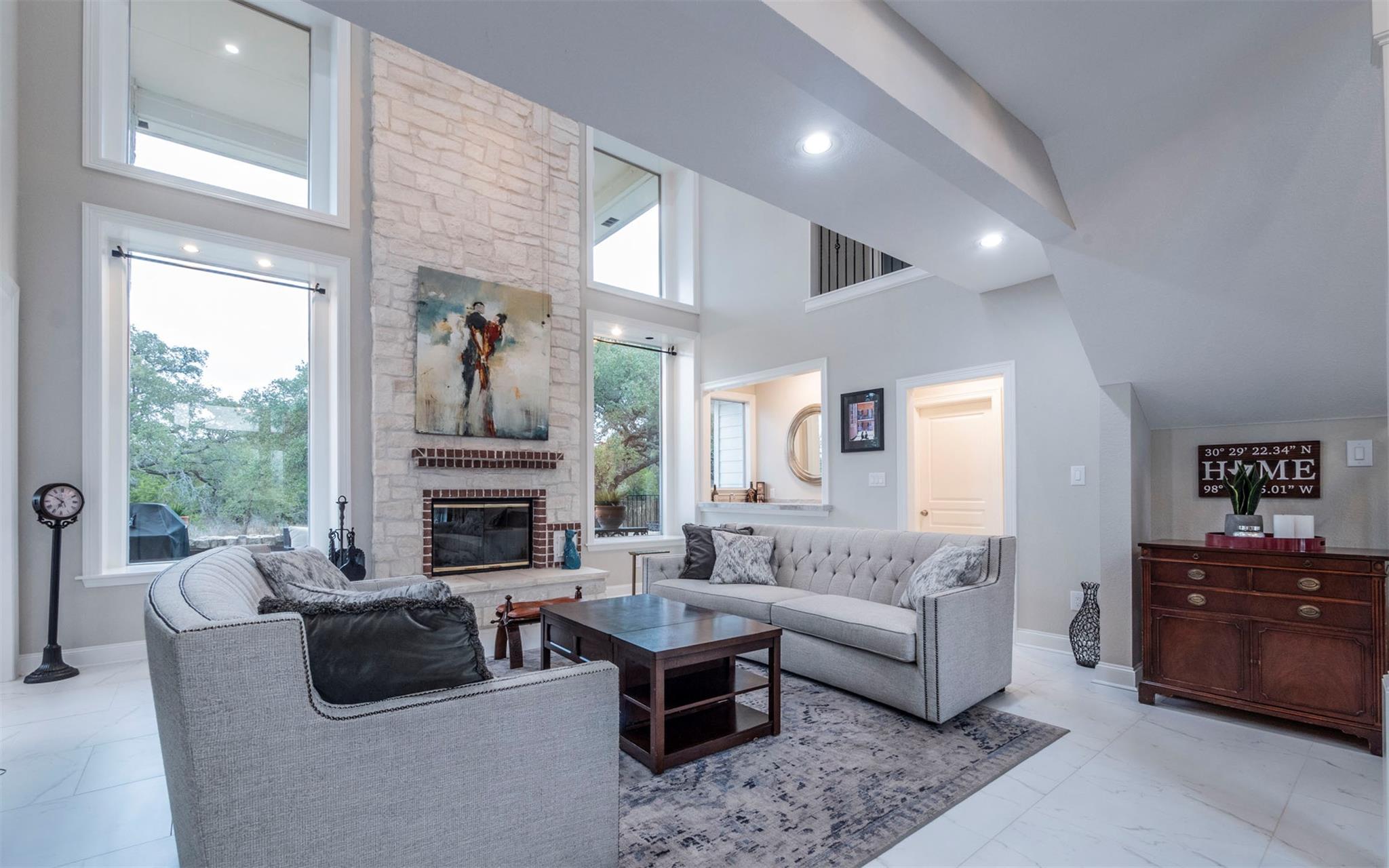 333 Wesley Rdg, Spicewood, TX 78669