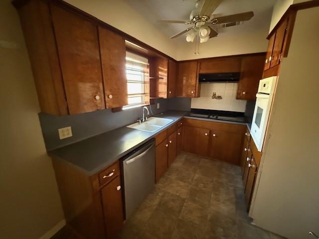 302 VZ County Road 4825, Ben Wheeler, TX 75754