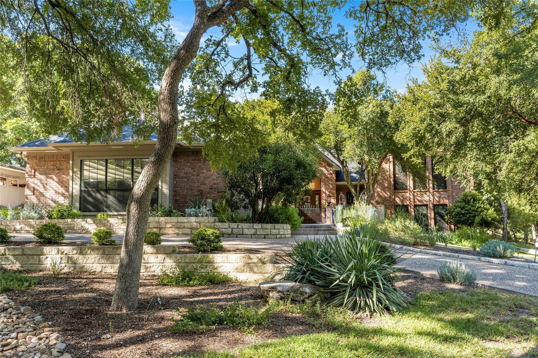 1010 Brookhollow Cir, Salado, TX 76571