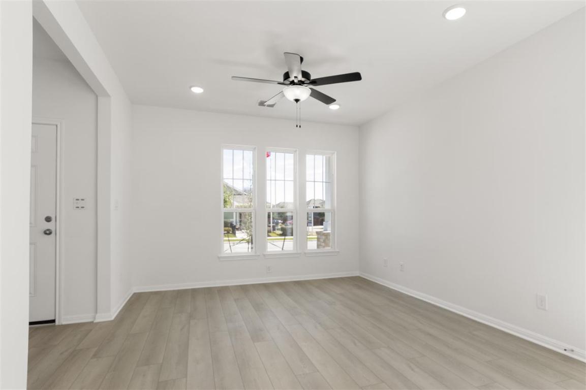 168 Bosque Dr, San Marcos, TX 78666