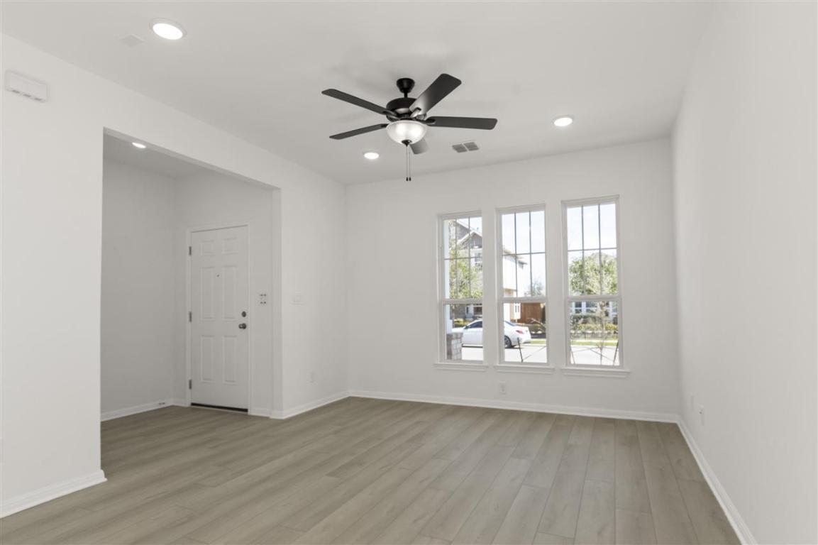 168 Bosque Dr, San Marcos, TX 78666