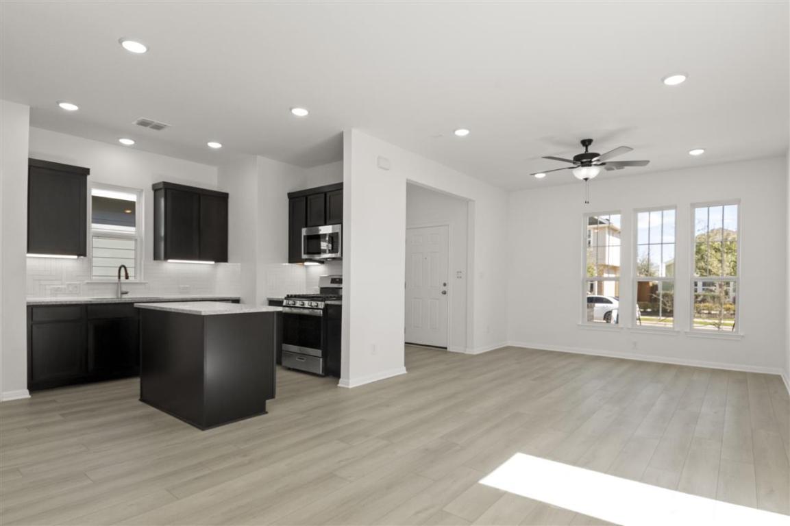 168 Bosque Dr, San Marcos, TX 78666