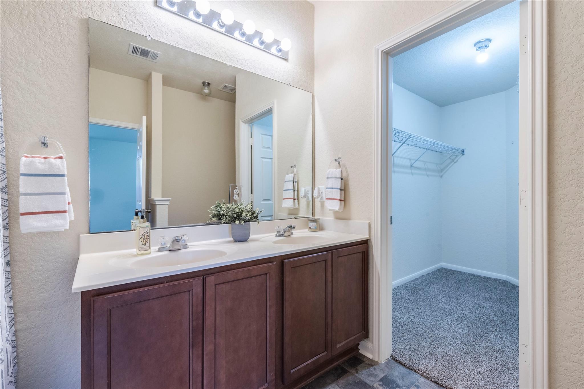 214 Teron Dr, San Marcos, TX 78666