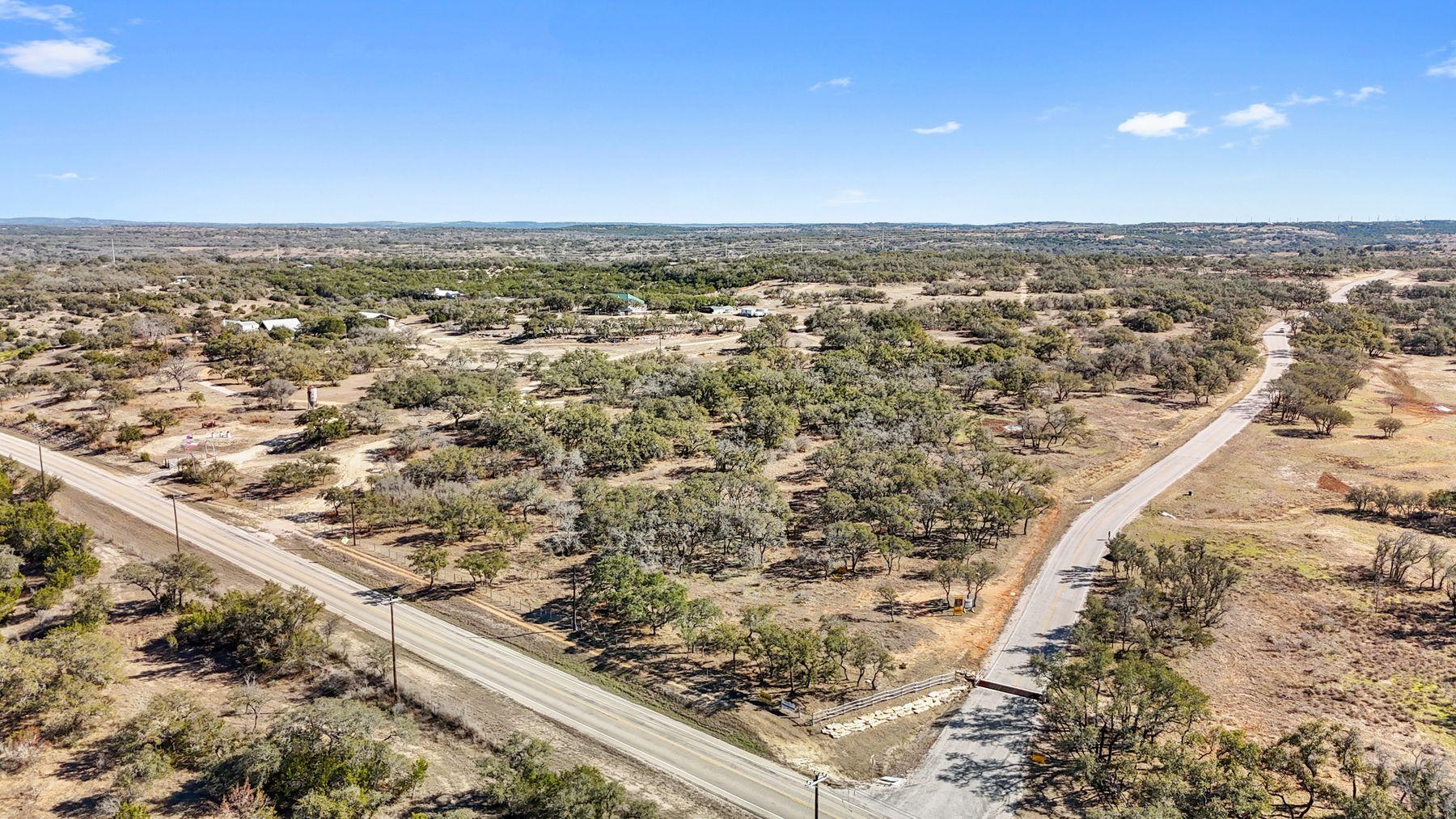 1422 RM 2766, Johnson City, TX 78636