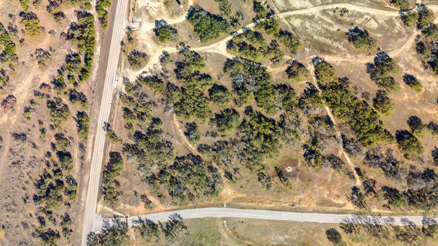 1422 RM 2766, Johnson City, TX 78636