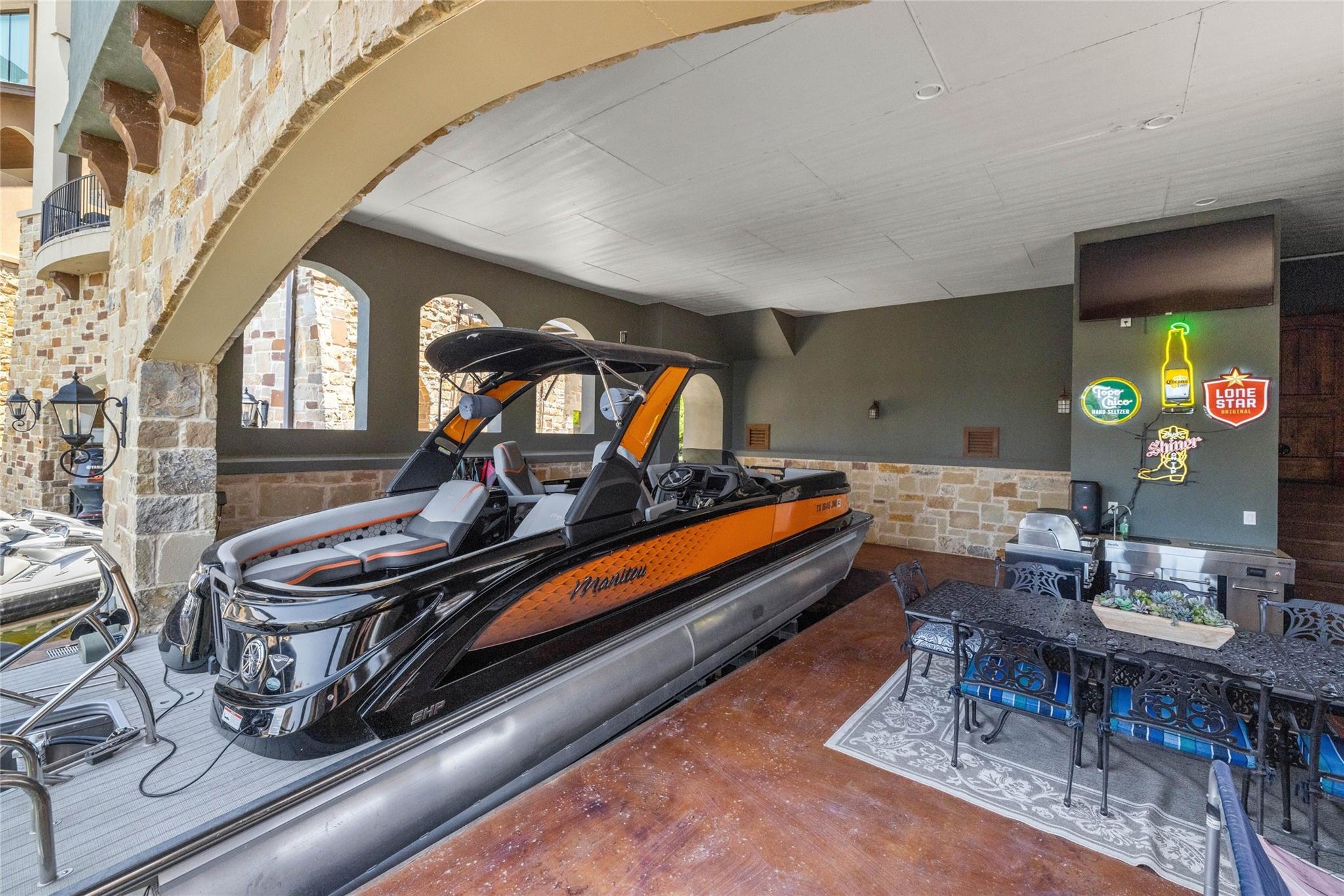 211 Chandler Way, Kingsland, TX 78639