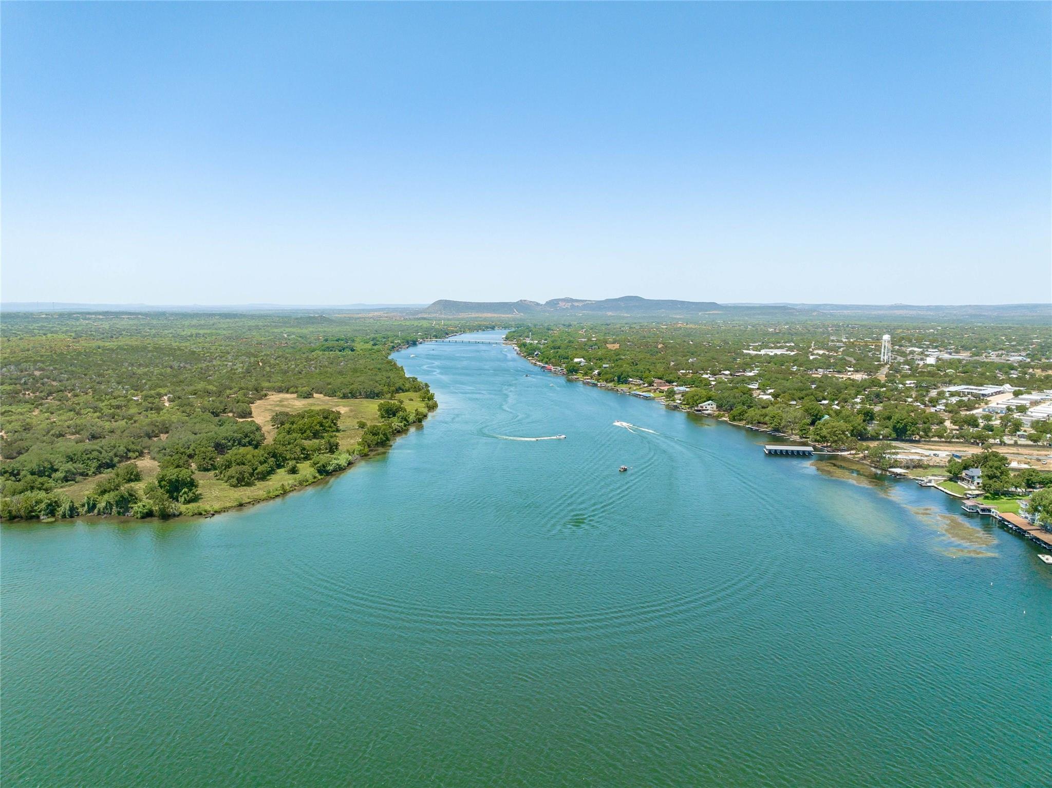 211 Chandler Way, Kingsland, TX 78639