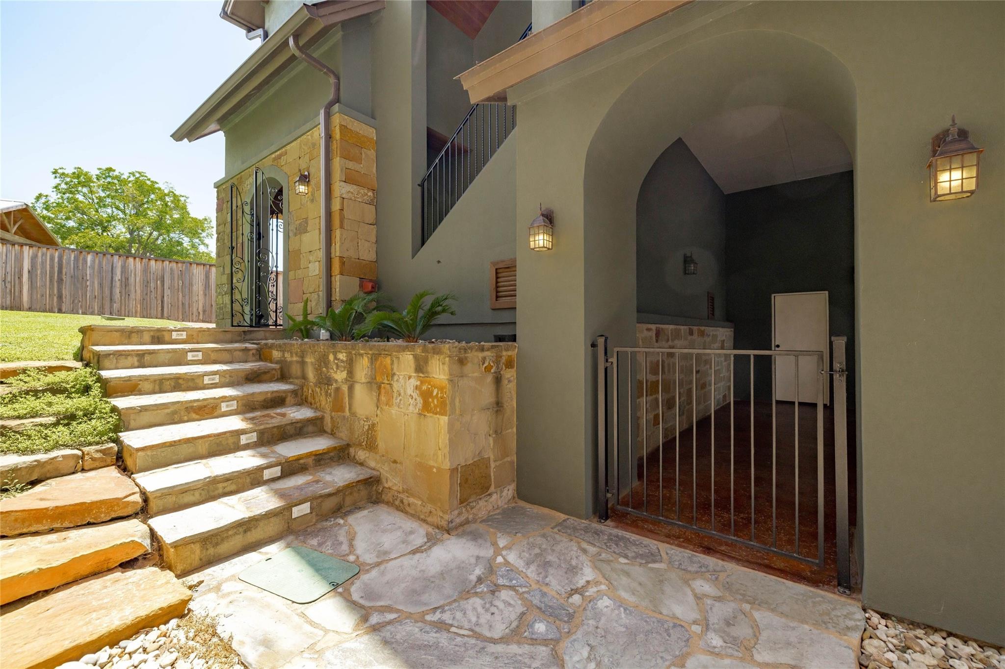 211 Chandler Way, Kingsland, TX 78639