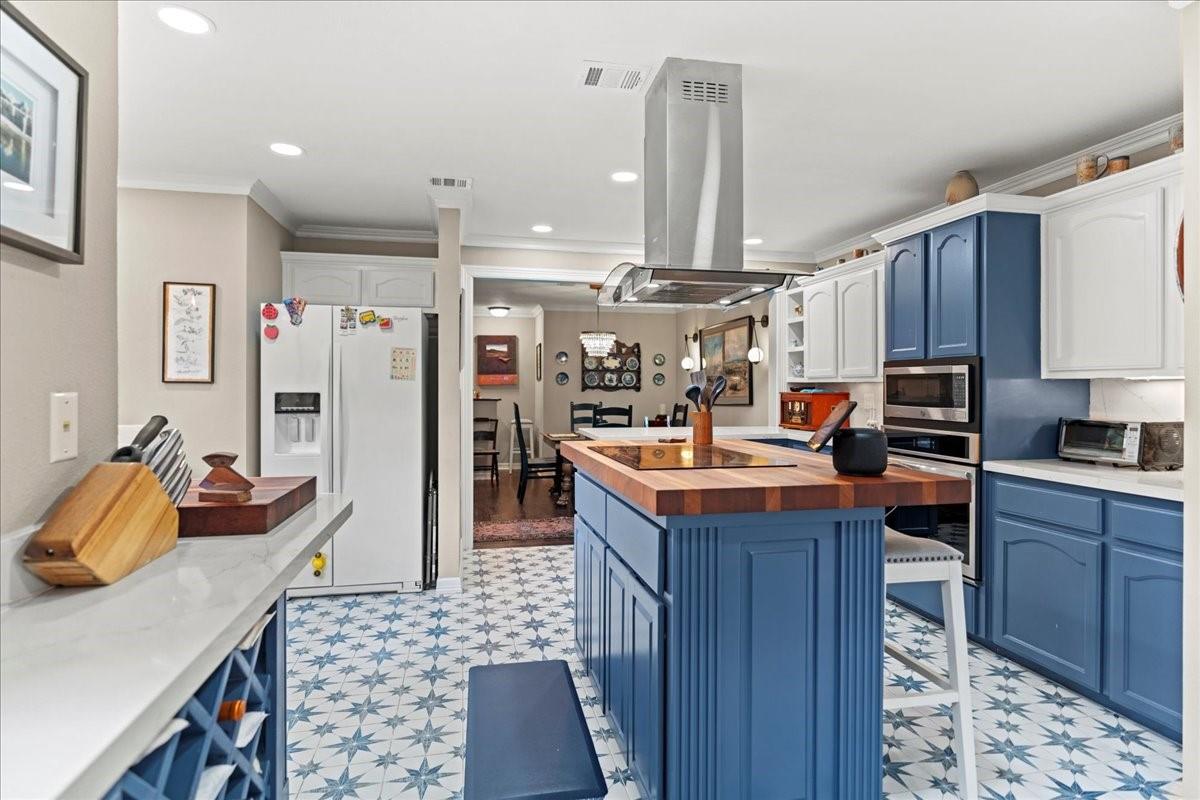 10920 Crown Colony Drive # C, Austin, TX 78747