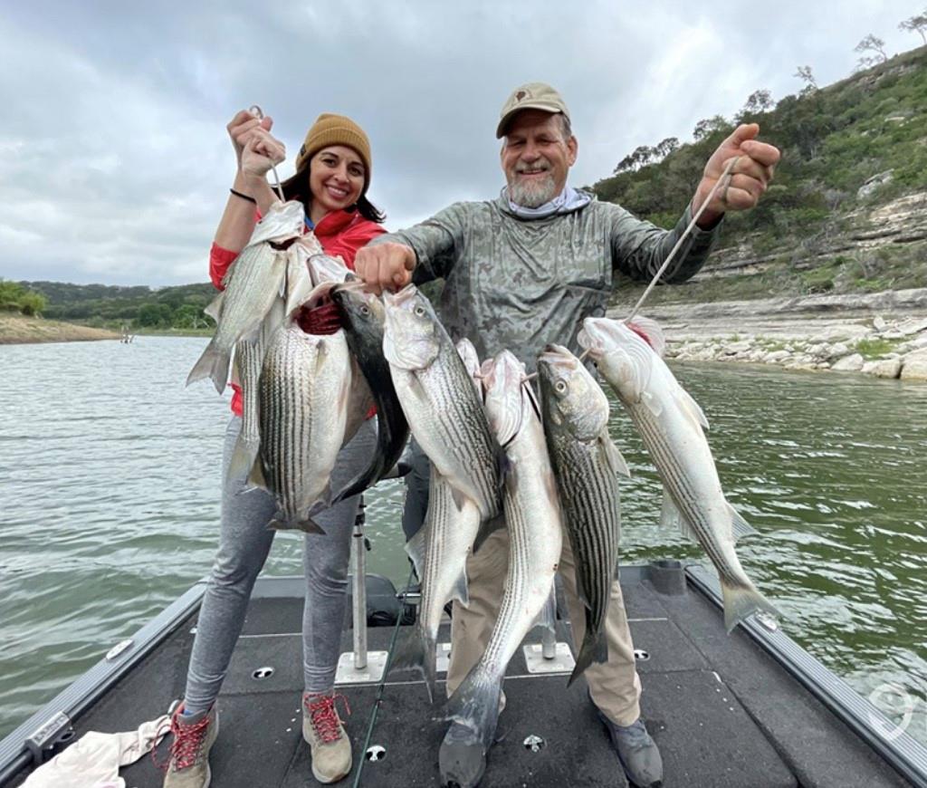 643 Kings Point Dr, Canyon Lake, TX 78133