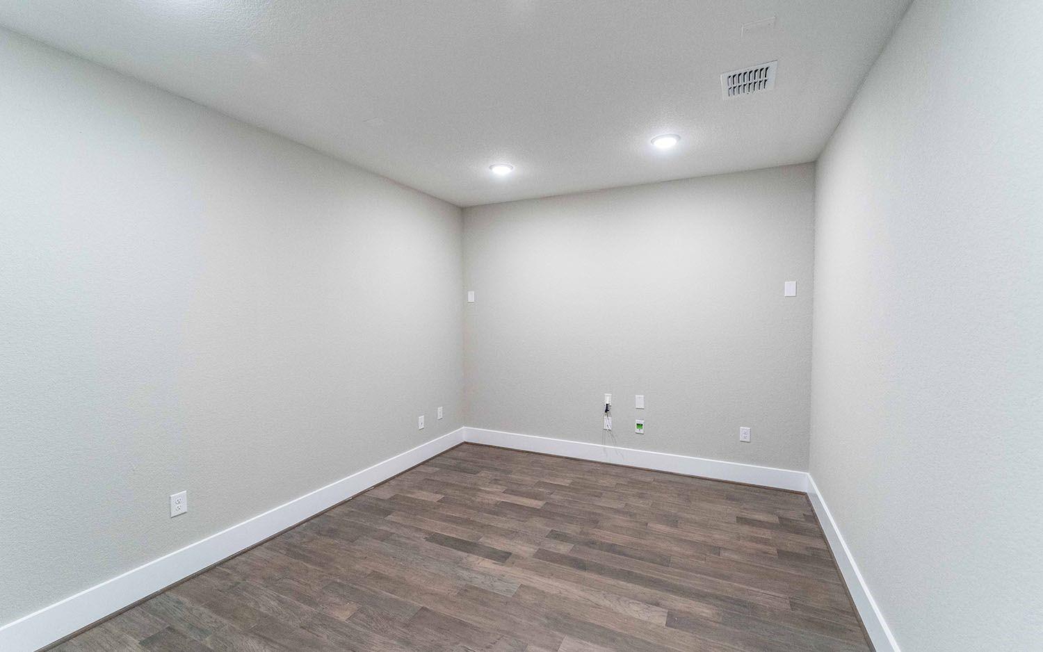 1002 Barrie Dr, Austin, TX 78734