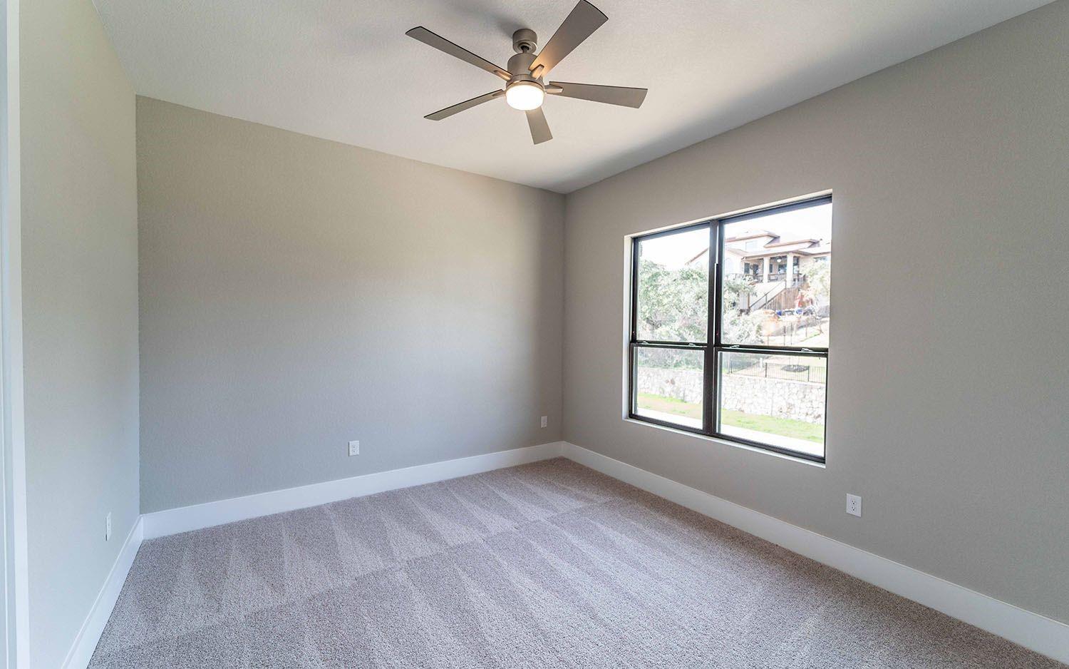 1002 Barrie Dr, Austin, TX 78734