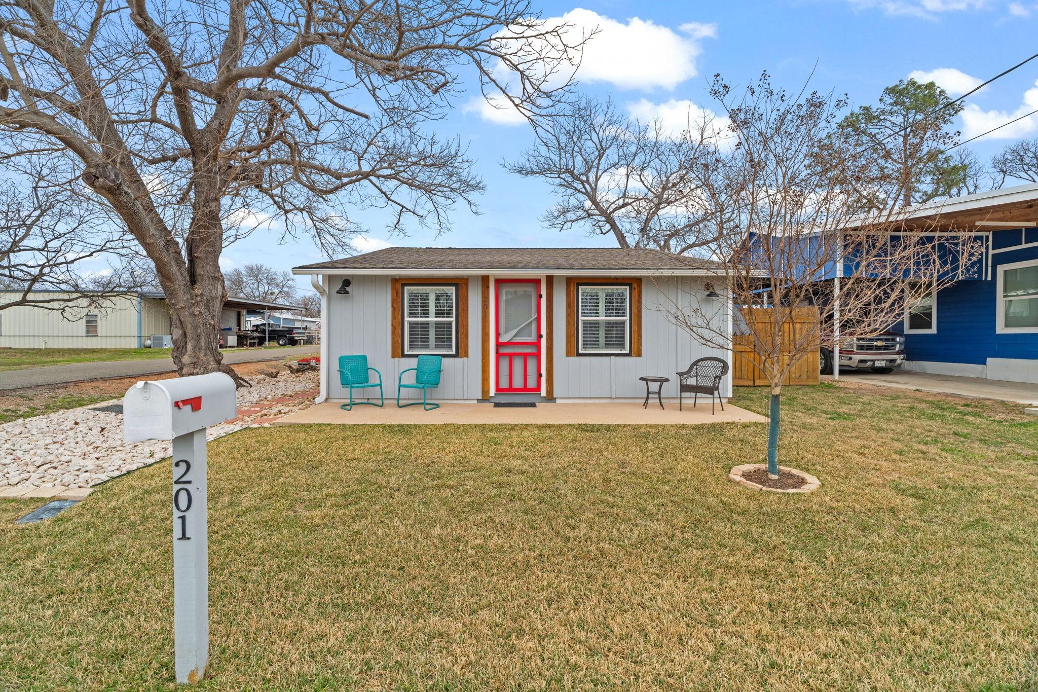 201 Sycamore, Tow, TX 78672