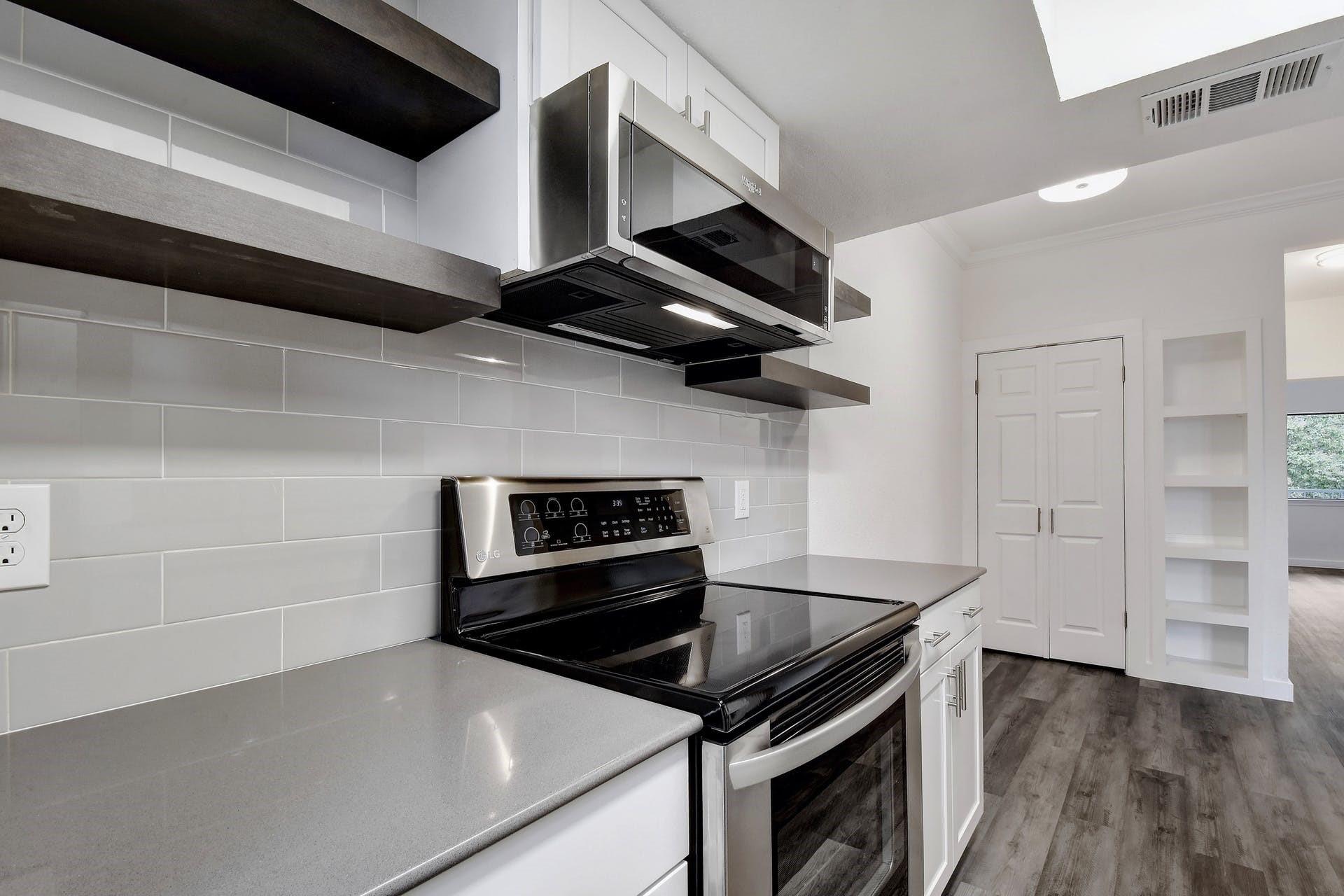 3840 Far West Blvd # 215, Austin, TX 78731