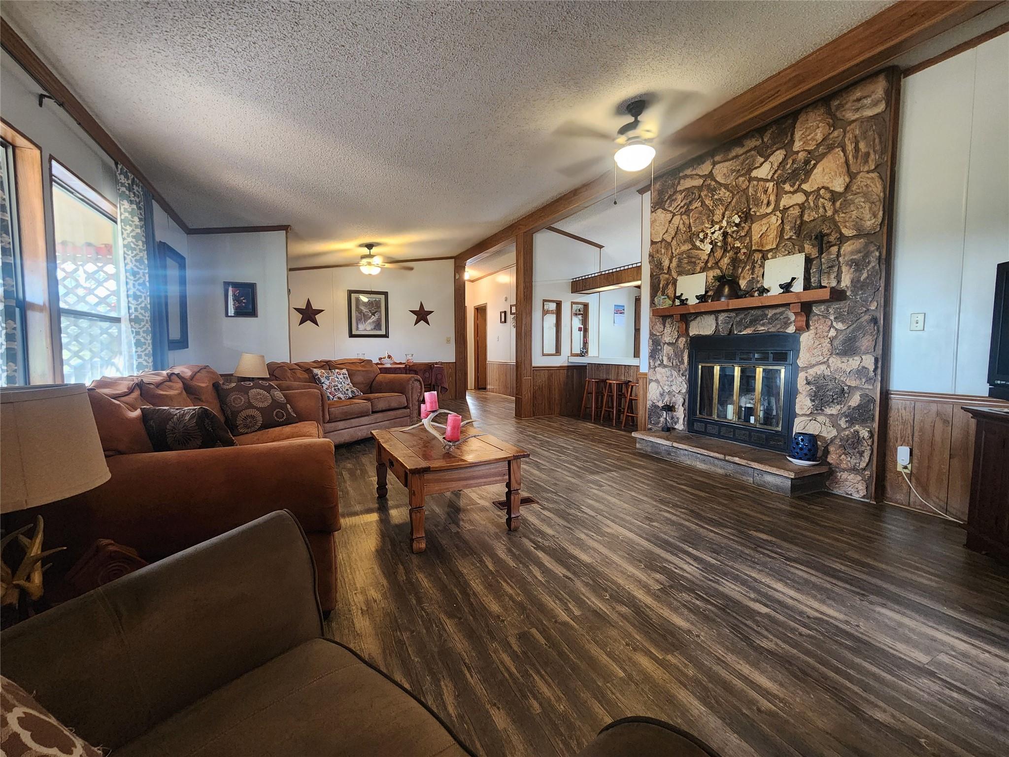 111 S Rio Llano Dr, Llano, TX 78643
