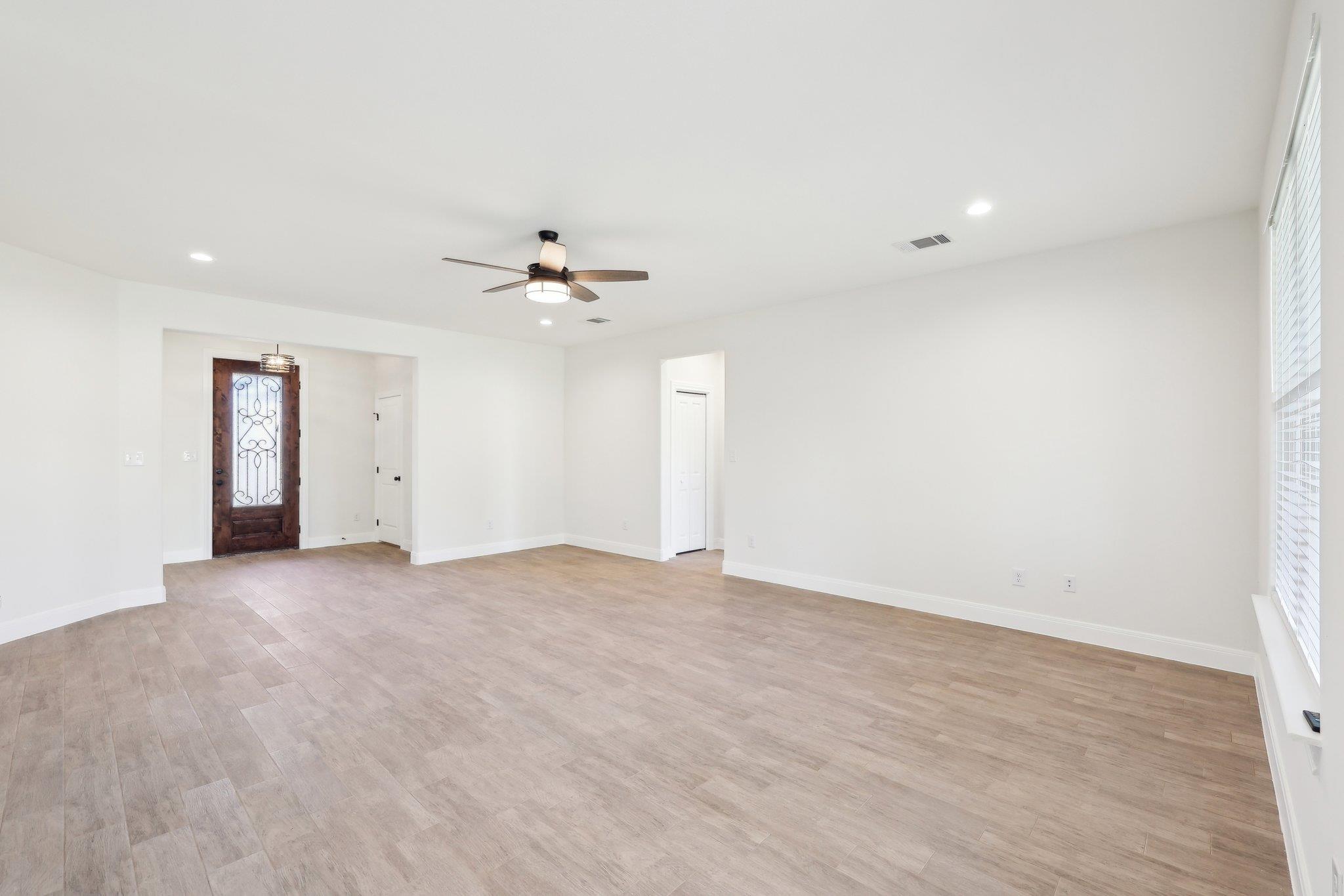 129 Callie St, Smithville, TX 78957