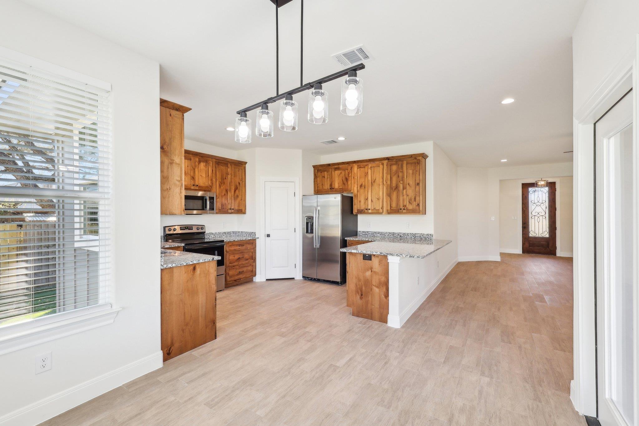 129 Callie St, Smithville, TX 78957